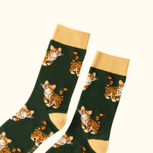 Leopard Bamboo Socks – Save the Leopards