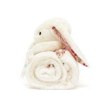 Blossom Cream Bunny Berry Blankie