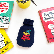 Peanuts Woodstock Hand Warmer - puffa coat detail