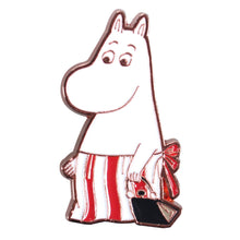 Metal Pin Badge Moomin Mama