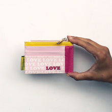 Peanuts Love Zip Purse - coin compartment