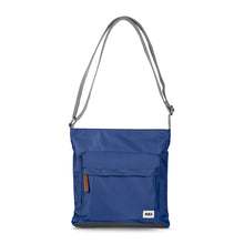 Kennington B Crossbody Sustainable Medium Burnt Blue