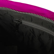 Kennington B Crossbody Sustainable Medium Candy