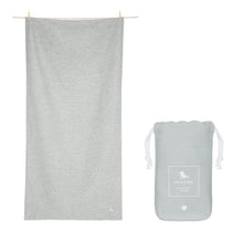 Dock & Bay Quick Dry Essential Towel Mountain Grey